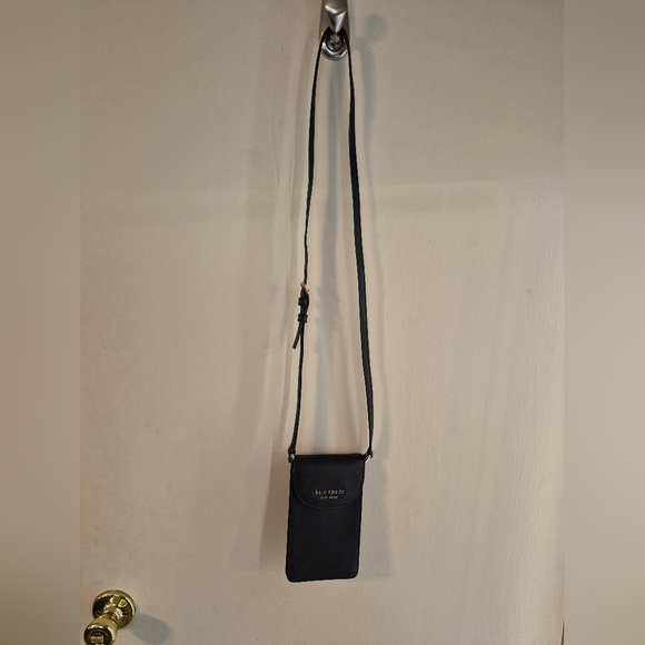 Kate Spade cameron north south flap phone crossbody - Picture 1 of 9